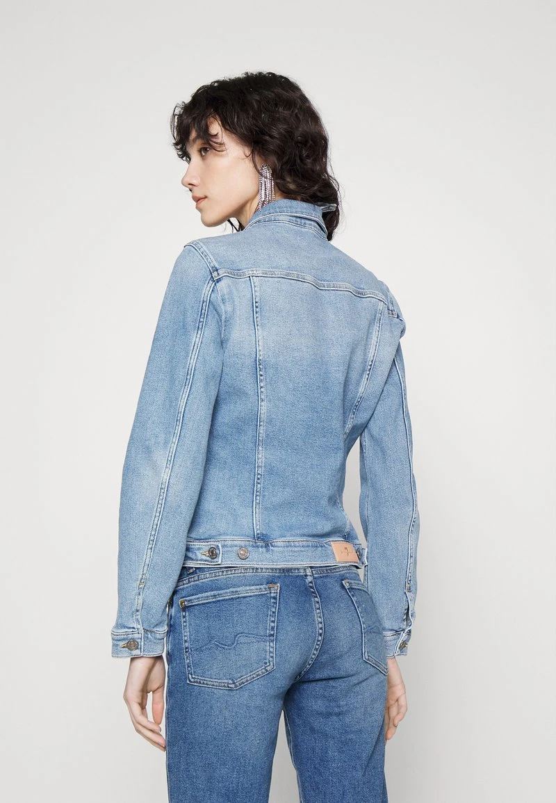 7 For All Mankind MODERN TRUCKER LUXVINLEG - Jeansjacke - Light Blue 5 7 For All Mankind MODERN TRUCKER LUXVINLEG - Jeansjacke - Light Blue – Bild 3