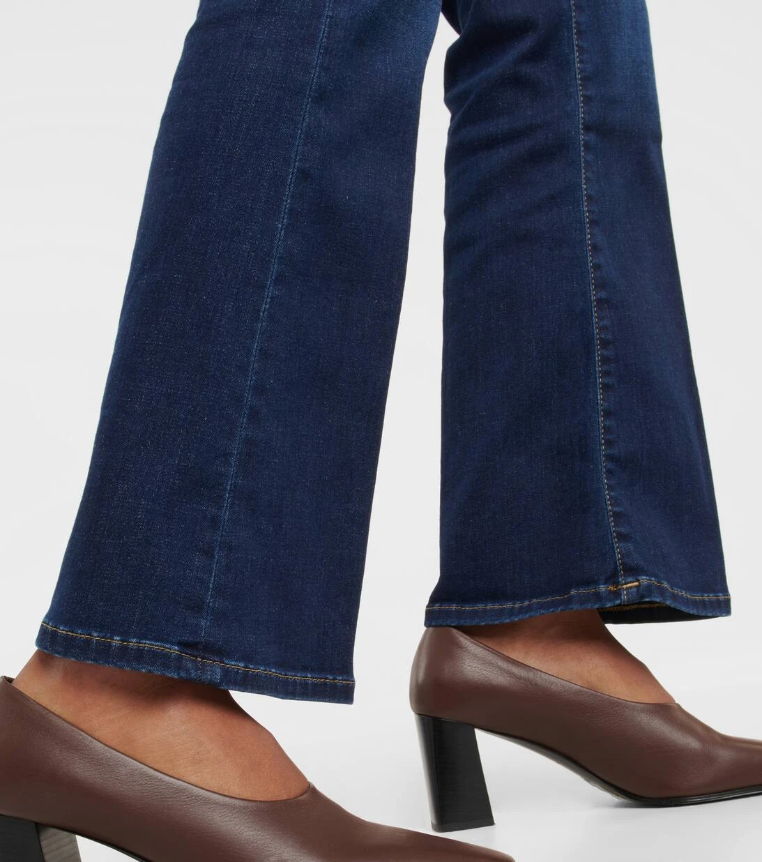 7 For All Mankind Low-Rise Bootcut Jeans 7 7 For All Mankind Low-Rise Bootcut Jeans – Bild 5