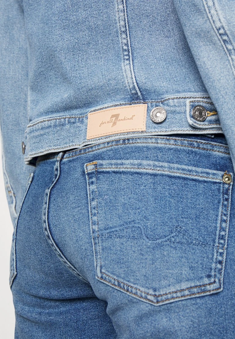 7 For All Mankind MODERN TRUCKER LUXVINLEG - Jeansjacke - Light Blue 6 7 For All Mankind MODERN TRUCKER LUXVINLEG - Jeansjacke - Light Blue – Bild 4